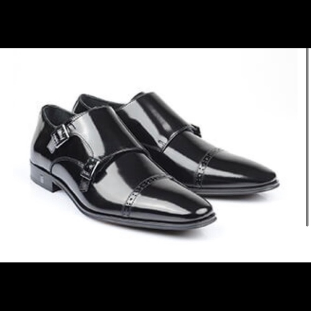 Versace V90329 Men's Patent Leather Shoes in Black
